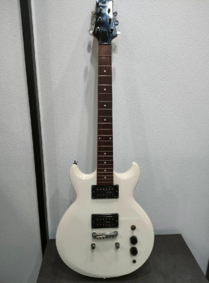 GIO Ibanez GAX50 ホワイト エレキギター アイバニーズ