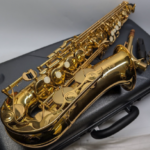 ヤマハ アルトサックス YAS275 ケース入り